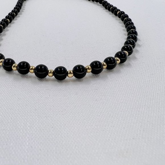 Monet – Vintage Black and Gold Beaded 18” Necklace - Picture 4 of 5
